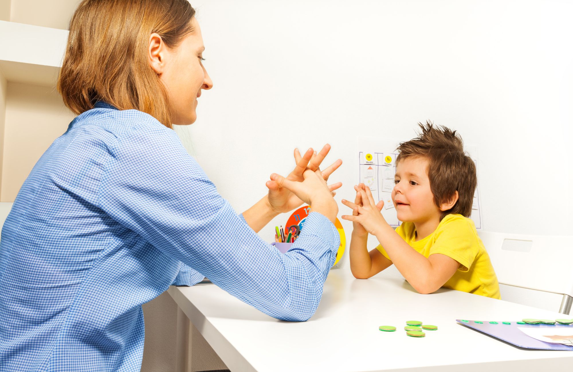 15 Calming and Engaging Activities for Autistic Kids