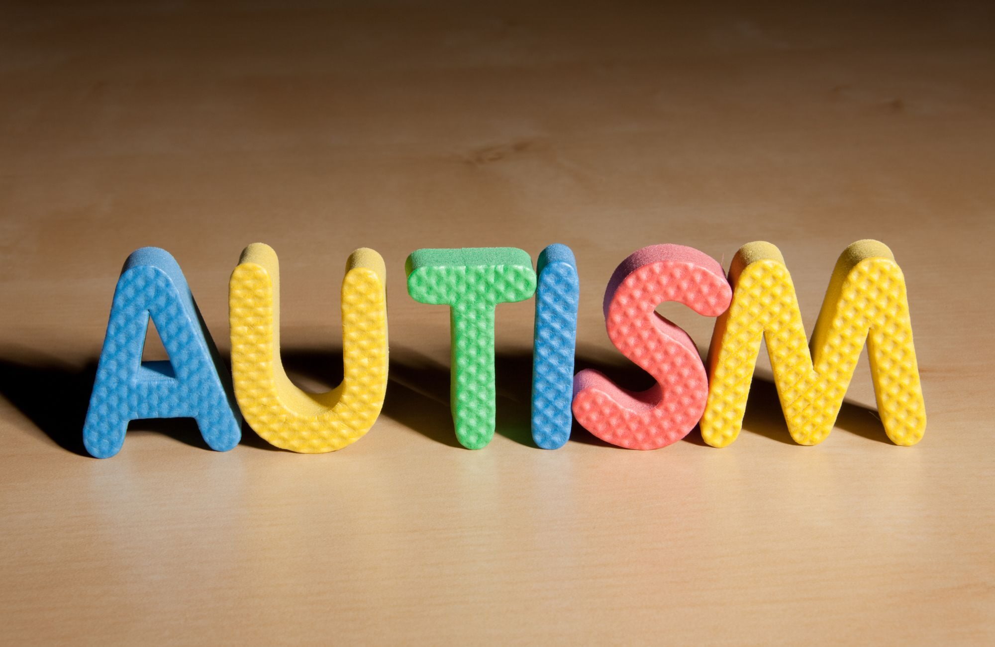 Severe Autism Symptoms: Key Signs, Behaviors, and Support Strategies