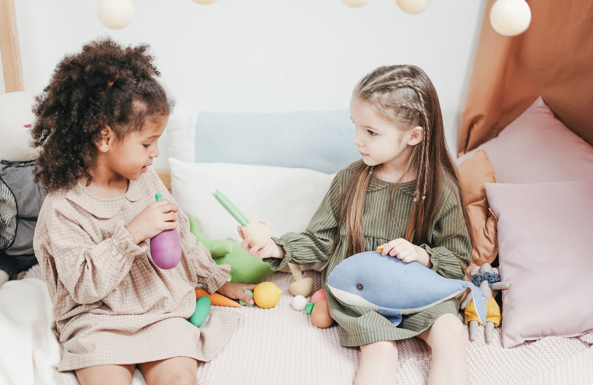 Teaching Sharing to an Autistic Child: Parent Guide for Social Skills